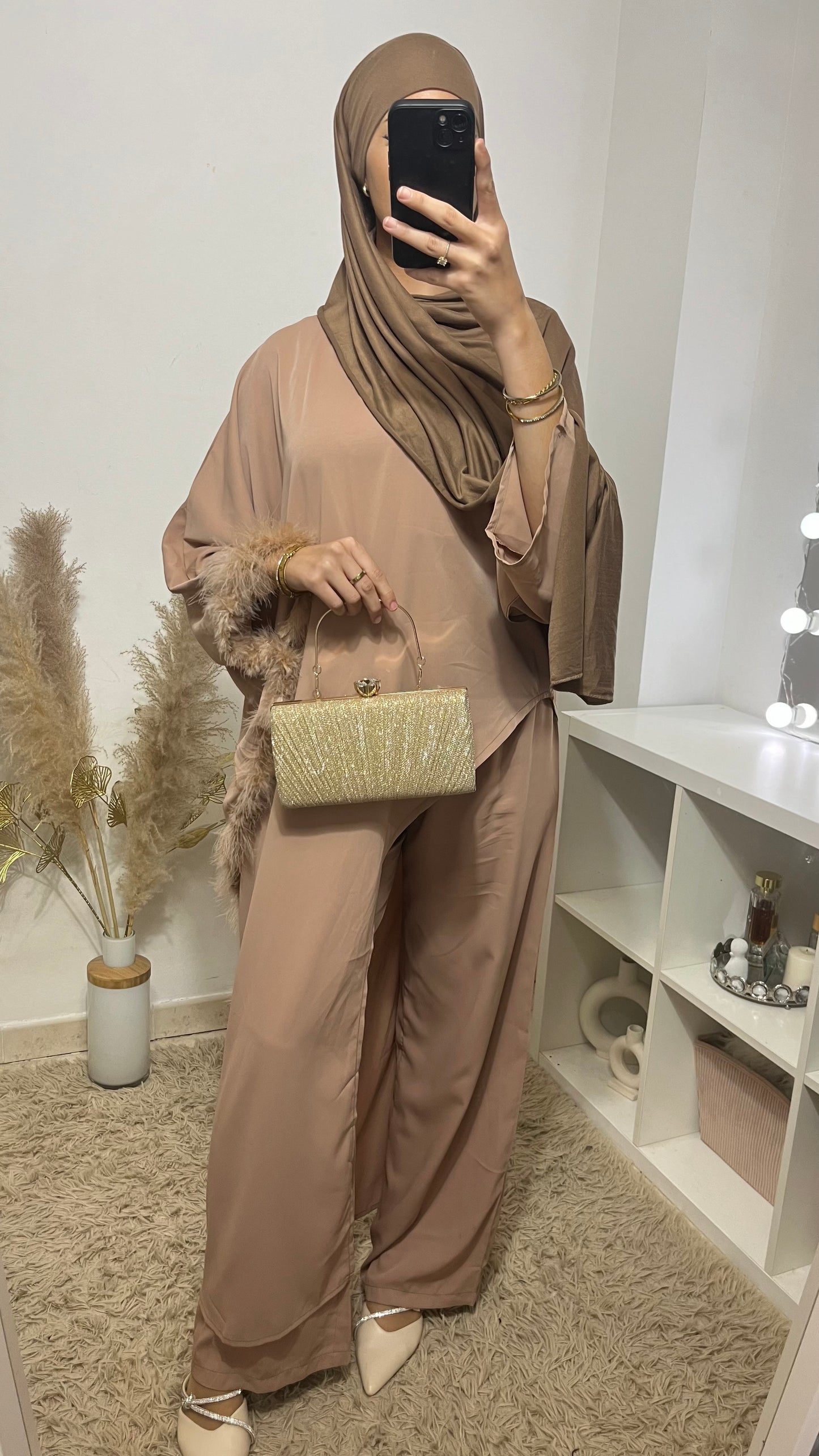 Ensemble plumé camel