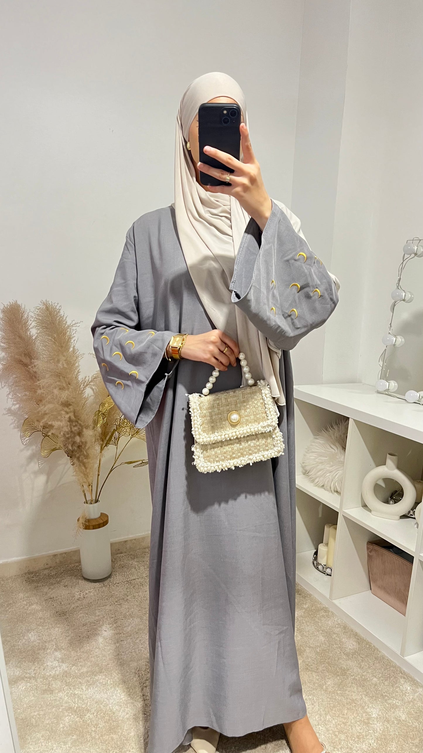Robe MOON